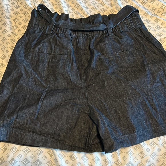 A new Day Chambray Paper-bag Shorts - Medium NWT - Picture 4 of 4